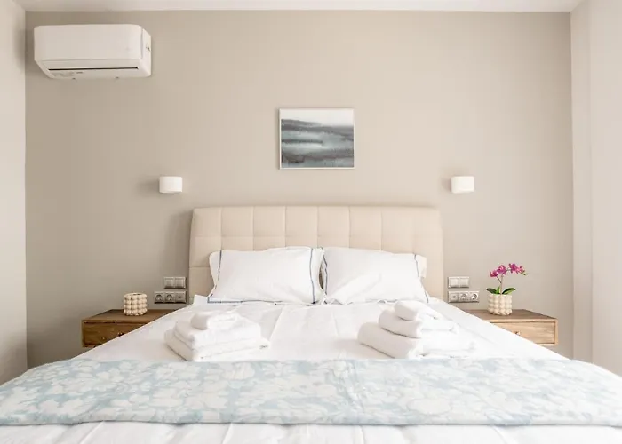 A14 Sunny & Chic 2Room Apartment Near Plaka & Parthenon
